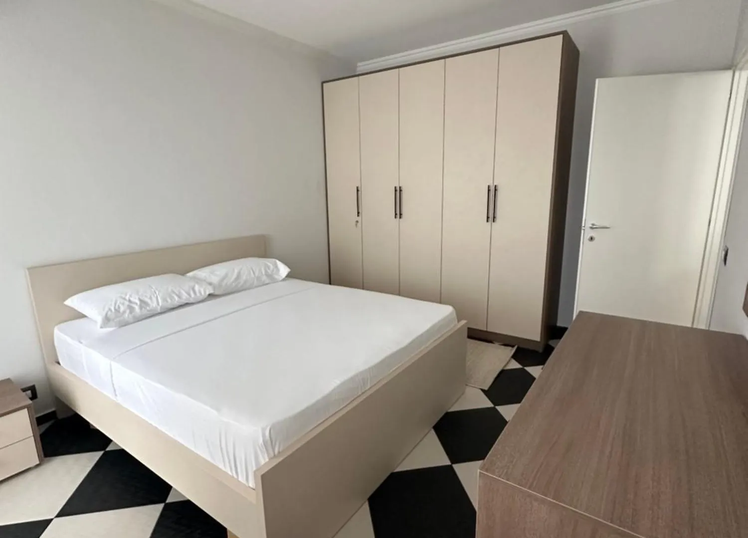 Puerto Del Sol Apartment In Plazh ドゥラス